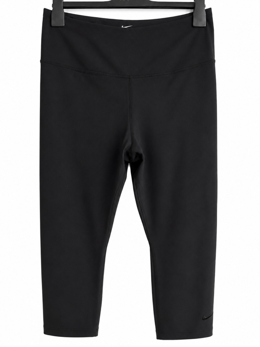 Nike Black Cropped Athletic Leggings